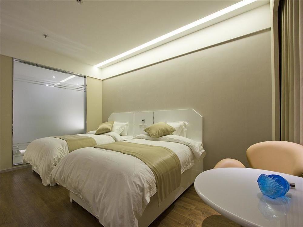 Lanmei Theme Hotel 昆明 エクステリア 写真